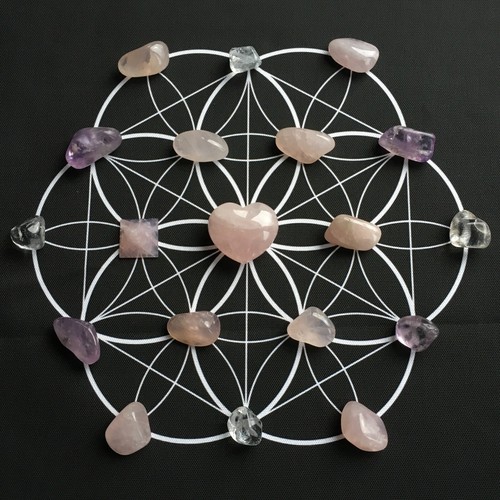 Law attraction crystal love - of,